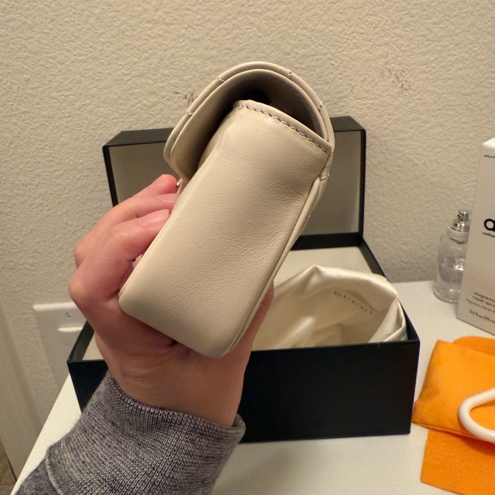 Gucci GG Marmont mini shoulder bag - Picture 8 of 9